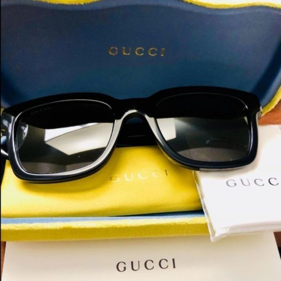 GUCCI BLACKED OUT FASHION SUNGLASSES! 45% OFF!! - Picture 1 of 2
